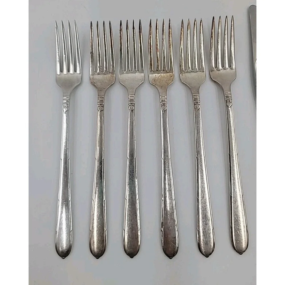 12pc BERKLEY SQUARE Oneida Community  Silverplate‎ Dinner Forks Knives Flatware